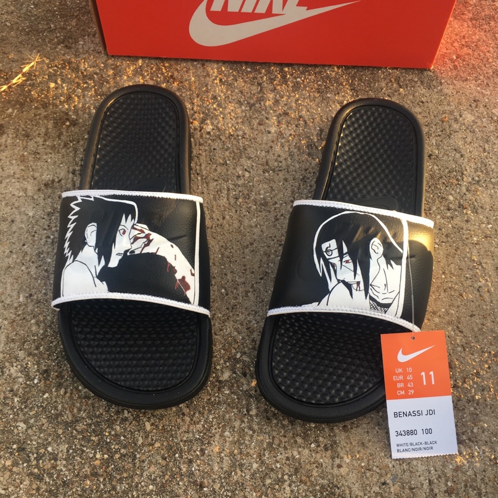 Custom Naruto slides - Picture 2 of 6